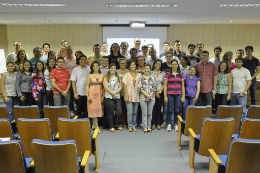 Imagem: Alunos da primeira turma do Curso de Microscopia Eletrônica da Central Analítica da UFC (Foto: Rafael Cavalcante)