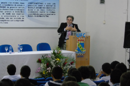 Imagem: O Reitor do ITA, Carlos Américo Pacheco, participou da abertura da ST (Foto: Divulgação)