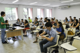 Imagem: Matrícula para aprovados na seleção de mudança de curso será dia 9 (Foto: Ribamar Neto)