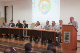 Imagem: O Prof. Henry Campos lembrou que o CCA tem tradição tanto na pesquisa como na busca da internacionalização (Foto: Divulgação/CCA)